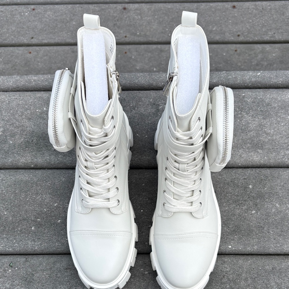 NWT Cape Robbin Women White Monalisa Combat Boots, Zippers, Pocket, Size 11 - Picture 4 of 17